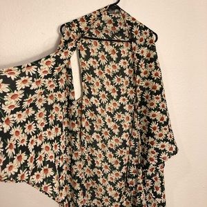 Semi-sheer Daisy print duster vest